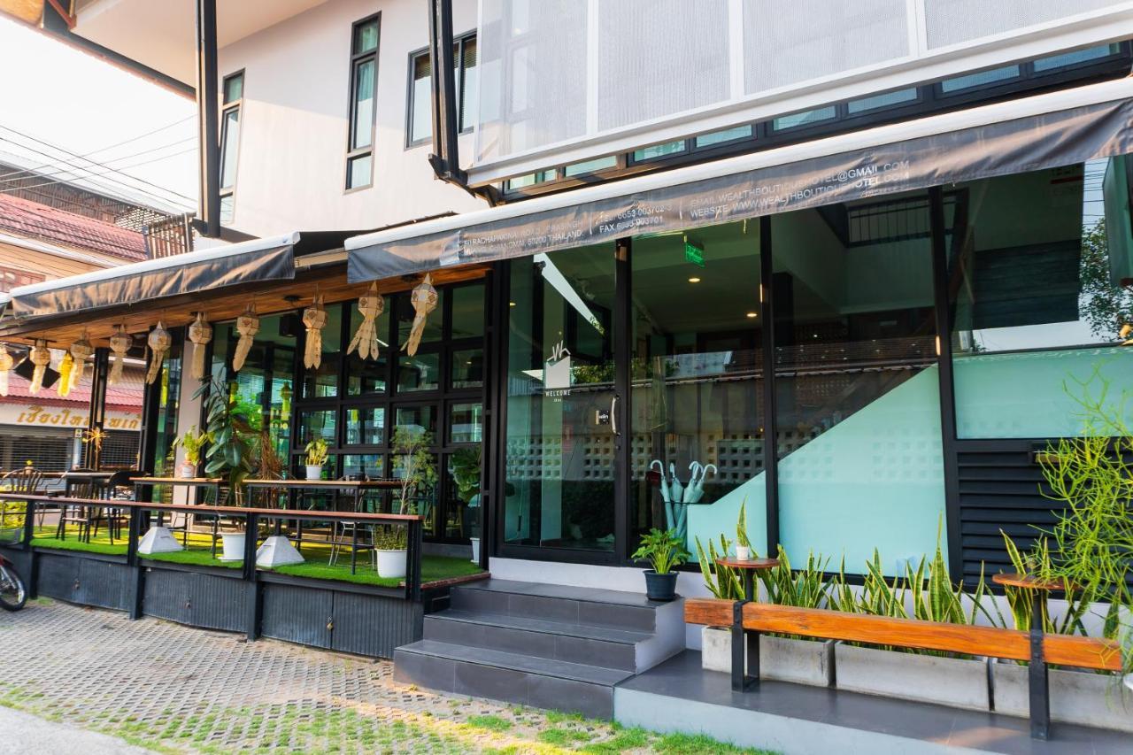 Wealth Boutique Hotel צ'יאנג מאי מראה חיצוני תמונה